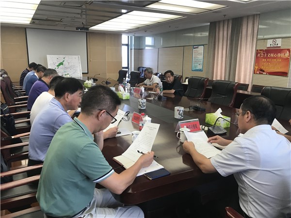 张玉峰主持召开联系项目工作调度会-宣城市人大常委会