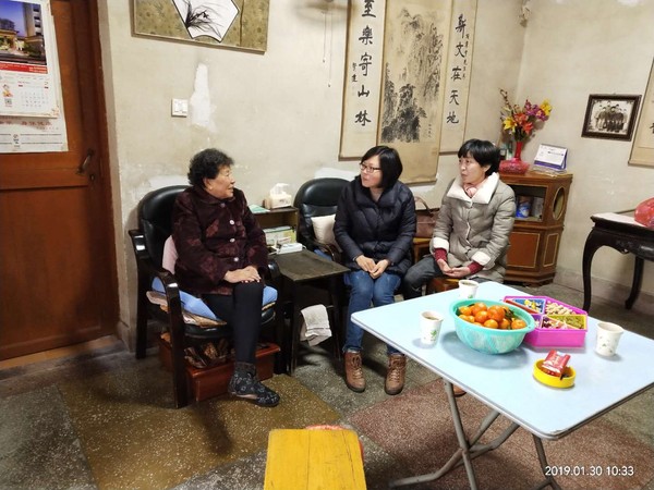 胡有榴.jpg