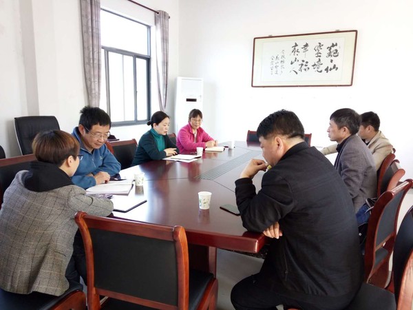 2019.4.17到板桥头乡庙山村走访调研.jpg