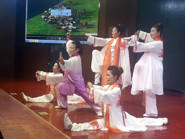 毕业演出3.jpg