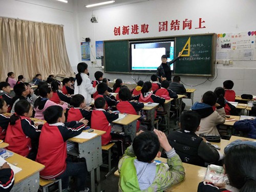 ff94f0f68060c857ad32a998dd9866a5_2-1Z416154HD33.jpg