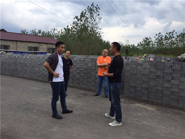 宁国市生态环境分局会同南办开展片区制砖厂整治工作