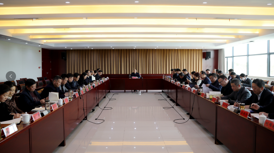 縣委舉辦深入貫徹中央八項(xiàng)規(guī)定精神學(xué)習(xí)教育讀書(shū)班
