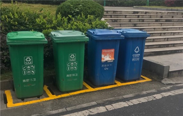【旌德】规范垃圾桶管理 统一划线摆放