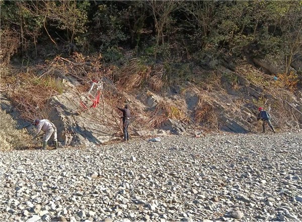 金沙镇:常态化开展河道整治 助力美丽乡村建设-绩溪县人民政府