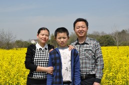 陈永仑最美家庭照.JPG